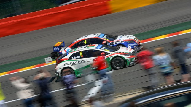Civic Type R racing at Spa in Belgium