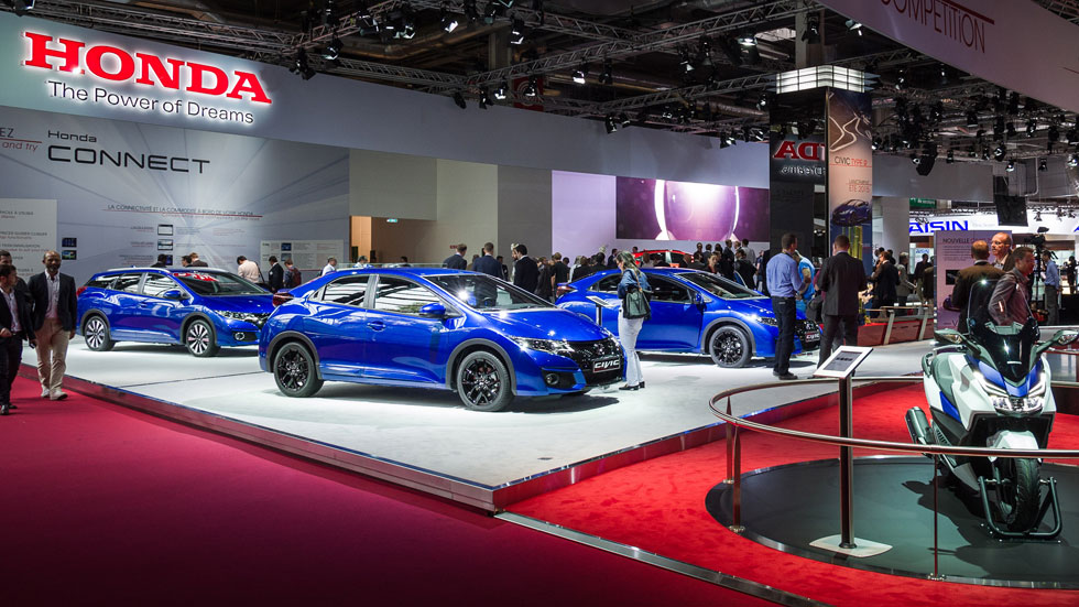 Civic Type R on display at the Paris Motor Show