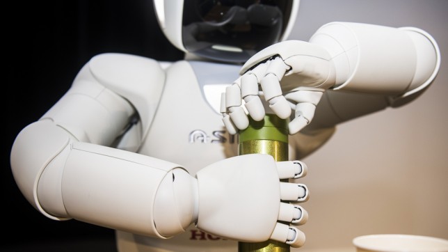 ASIMO uses sensors to control pressure and open a bottle All-New ASIMO Demo Opening a Bottle