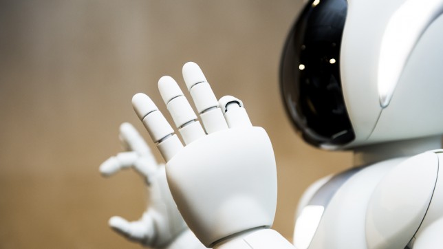 All-New ASIMO demonstrating sign language All-New ASIMO demonstrating sign language