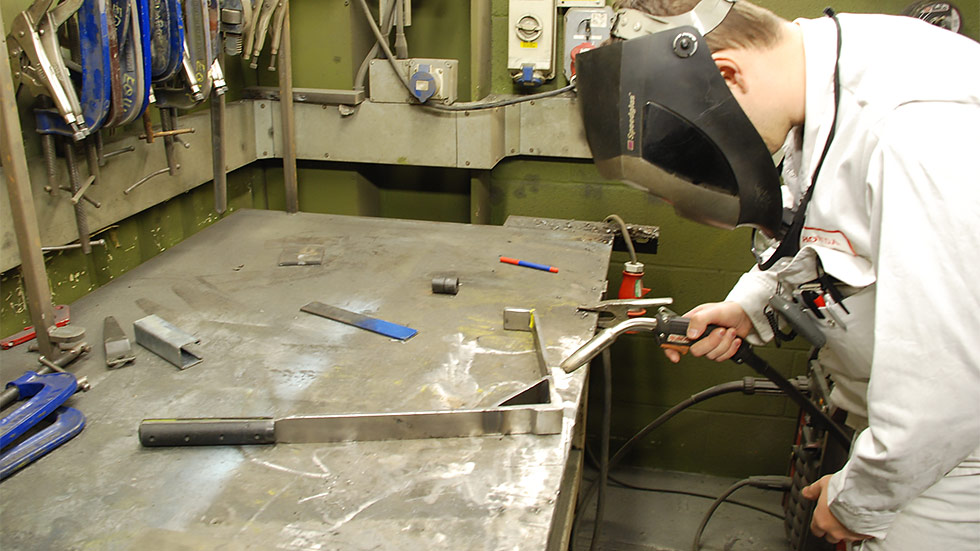 Advanced apprenticeship programme at Honda of the UK Manufacturing Ltd (HUM) in Swindon