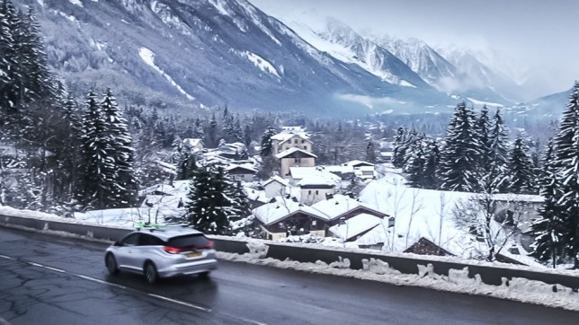 Civic Tourer on road to Chamonix