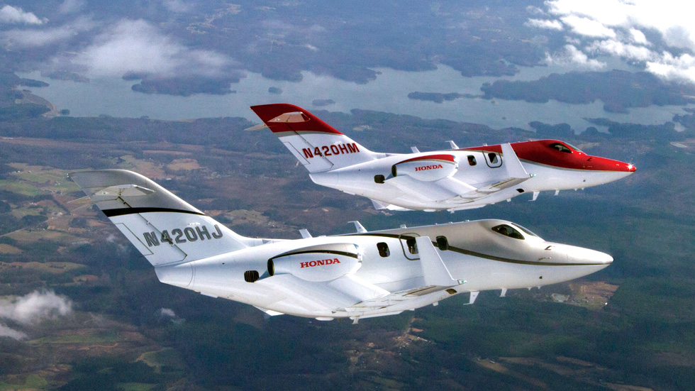 Hondajets in flight