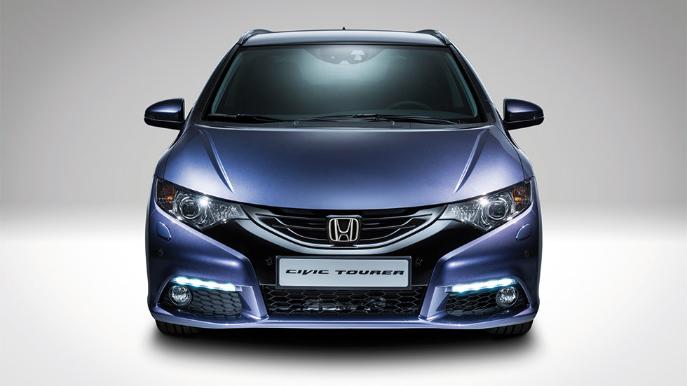 Civic Tourer by Paul Harmer