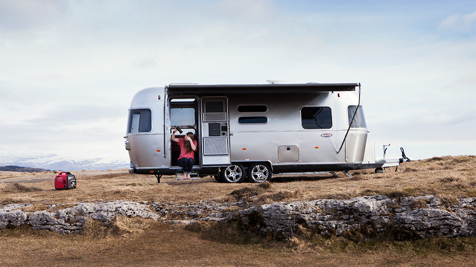 Airstream by Peter Guenz